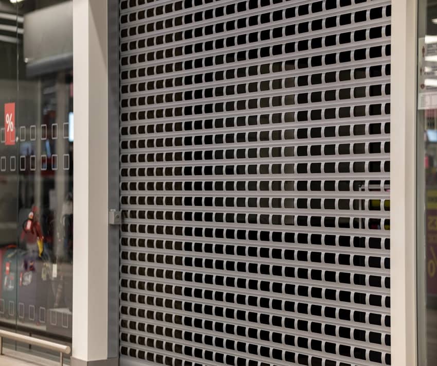 Persianas metálicas de locales y comercios en Zaragoza