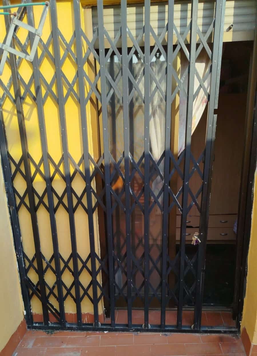 Rejas metálicas ballestas de negocios y locales en Zaragoza